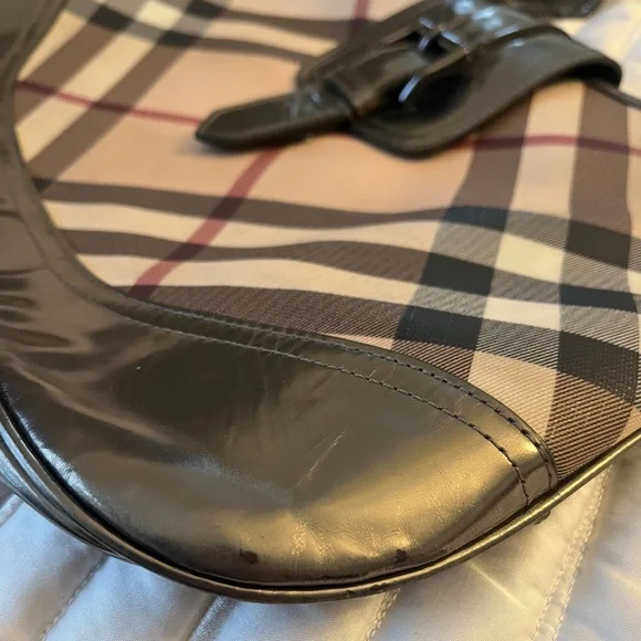 Burberry Women's Checkered Tote Bag - Black and Cream - Picture 5 of 8